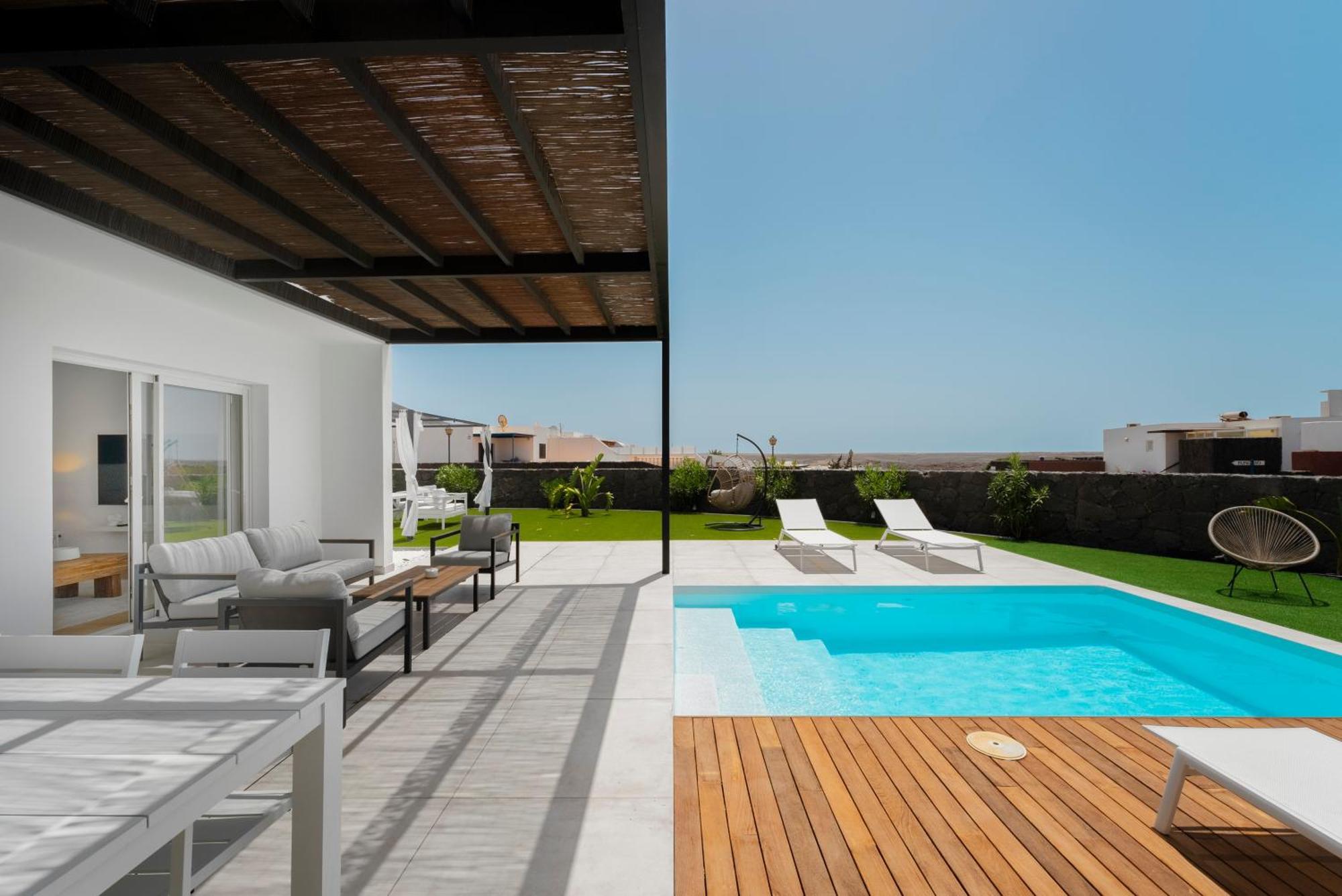 Villa Menta Relaxing Corner In Front Of The Ocean بلايا بلانكا المظهر الخارجي الصورة